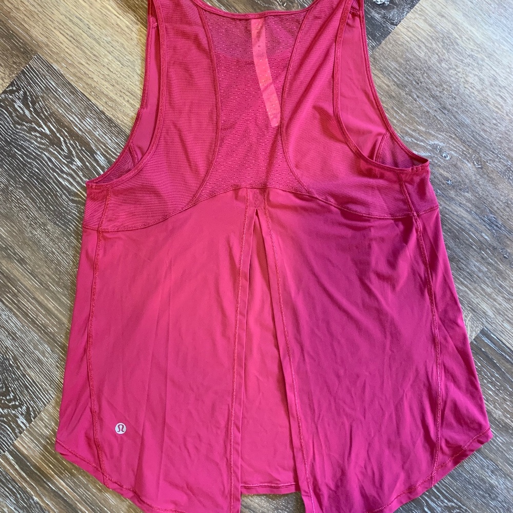 Lululemon tank top size 4